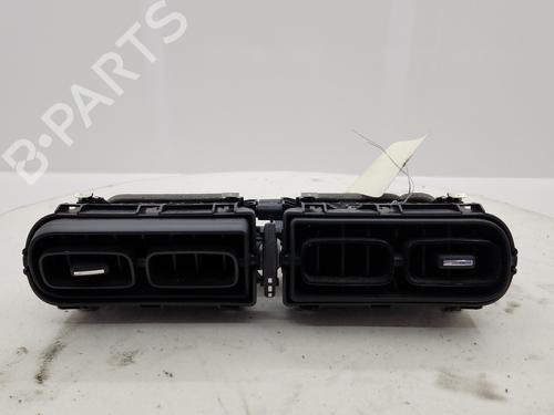 Used Air vent Air vent CITROËN C3 III (SX) 1.2 THP 110 (SXHNPS, SXHNZT, SXHNZ6) (110 hp) 33870441 33870441