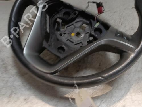 Used Steering wheel LANCIA YPSILON (312_) 1.3 D Multijet (312.YXE1A, 312.YXU1A) (95 hp) 21717057