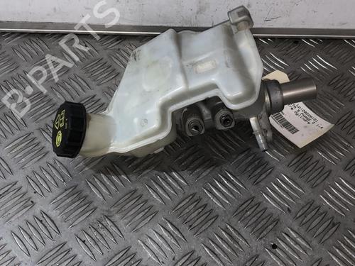 Brake master cylinder FORD FIESTA V (JH_, JD_) 1.4 TDCi | BP21719590M77
