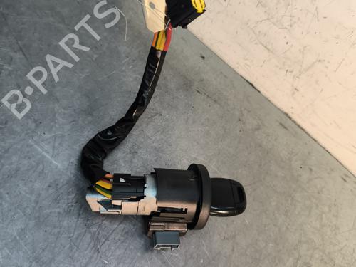 Used Ignition barrel Ignition barrel RENAULT CLIO II (BB_, CB_) 1.2 (BB0A, BB0F, BB10, BB1K, BB28, BB2D, BB2H, CB0A,... (58 hp) 30357133 30357133