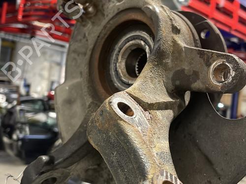 Used Right front steering knuckle Right front steering knuckle FIAT SEDICI (189_) 2.0 D Multijet 4x4 (135 hp) 24227061 24227061