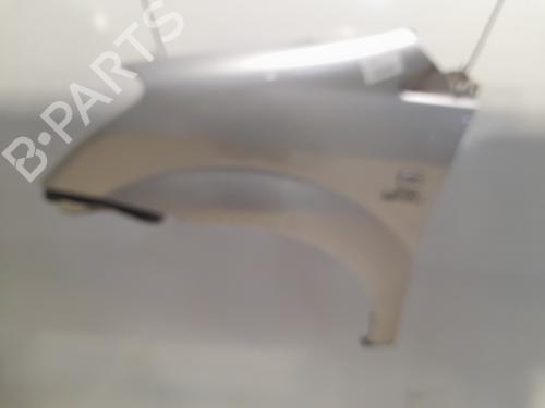 Used Left front fenders TOYOTA COROLLA Verso (ZER_, ZZE12_, R1_) 2.2 D-4D (AUR10_, AUR10R) (177 hp) 22421691