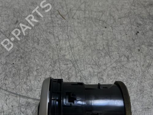 Air vent NISSAN QASHQAI I (J10, NJ10) 1.5 dCi | BP26028651I21