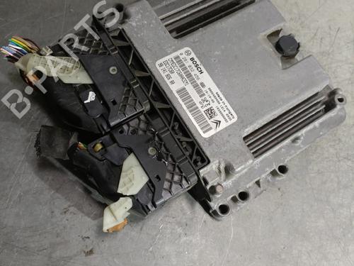 Engine control unit (ECU) PEUGEOT 308 II (LB_, LP_, LW_, LH_, L3_) 1.6 BlueHDi 120 | BP29081741M57 