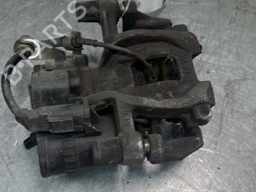 Used Right rear brake caliper Right rear brake caliper BMW 2 Active Tourer (F45) 218 d xDrive (150 hp) 32749631 32749631