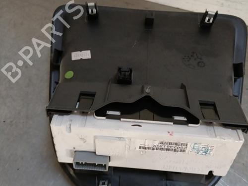 display-monitor-renault-clio-iii-br01-cr01-2005-2006-2007-2008-2009-2010-2011-2012-2013-2014-28165283 main image