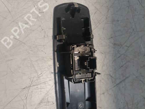 Used Right front window switch Right front window switch RENAULT MEGANE III Coupe (DZ0/1_) 1.6 dCi (DZ00, DZ12, DZ2A, DZ13) (130 hp) 21717231 21717231