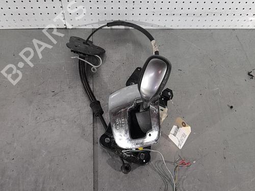 Used Gear lever RENAULT MEGANE III Coupe (DZ0/1_) 1.5 dCi (DZ09, DZ0D, DZ1F, DZ1G, DZ14, DZ29) (110 hp) 21704041