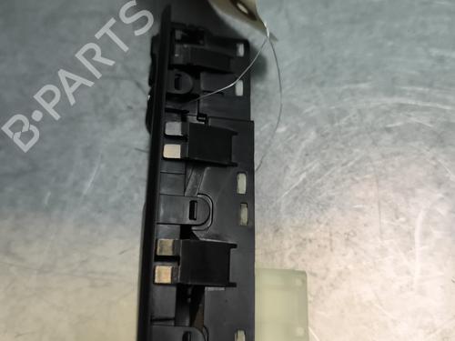 Left front window switch CITROËN C3 II (SC_) 1.4 HDi 70 (SC8HZC, SC8HR0, SC8HP4) | BP29732453I27