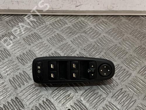 Used Left front window switch Left front window switch CITROËN C4 Picasso I MPV (UD_) 1.6 HDi (109 hp) 21722725 21722725
