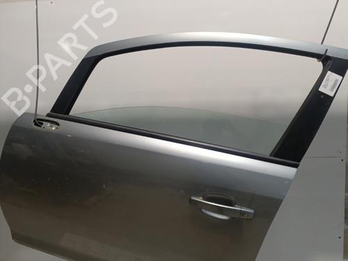 Used Left front door Left front door 21693104 21693104