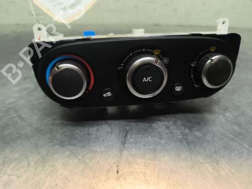 climate-control-renault-clio-iv-bh_-2012-2013-2014-2015-2016-2017-2018-2019-2020-2021-31816026 main image
