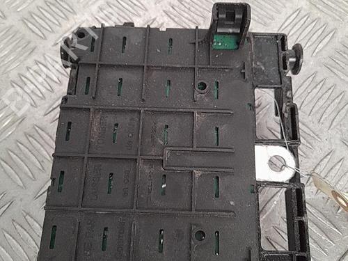 Skrzynka bezpieczników PEUGEOT 206 Hatchback (2A/C) 1.4 HDi eco 70 | BP21695458E1