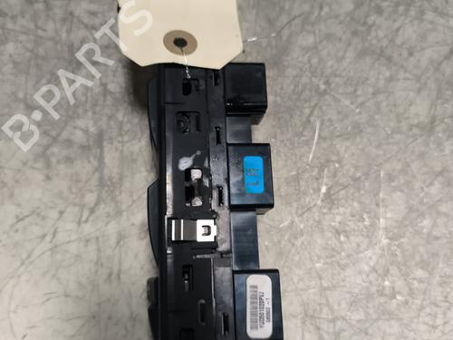 Left front window switch LAND ROVER DISCOVERY III (L319) 2.7 TD 4x4 | BP25336875I27 