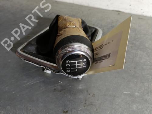 Used Gear lever DACIA DUSTER (HM_) 1.5 dCi 115 4x4 (HMAD) (116 hp) 29081229