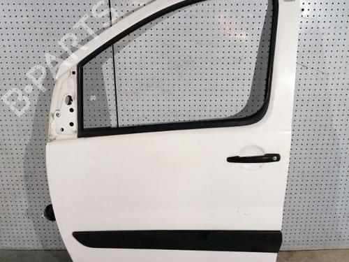 Used Left front door Left front door 21713785 21713785