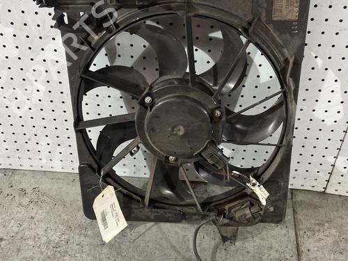 Used Radiator fan Radiator fan DACIA SANDERO 1.5 dCi (68 hp) 21719027 21719027