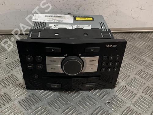 Used Radio Radio 21706892 21706892