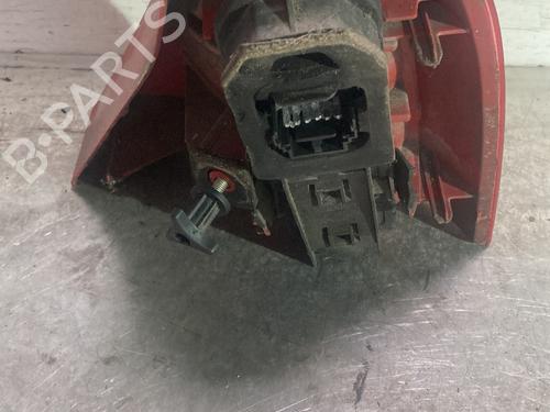 left-taillight-renault-clio-ii-hatchback-van-sb012_-1998-27185937 main image