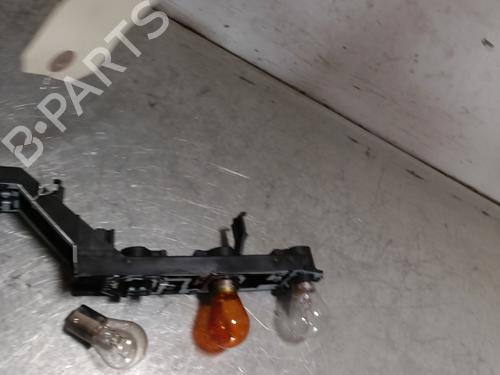 Used Lamp holder RENAULT MEGANE II Estate (KM0/1_) 1.9 dCi (131 hp) 28166092