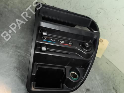 Used Climate control CITROËN SAXO (S0, S1) 1.4 VTS (75 hp) 32994432