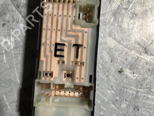 Used Left front window switch NISSAN X-TRAIL I (T30) 2.2 dCi 4x4 (136 hp) 21721364