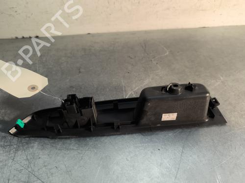 right-rear-window-switch-isuzu-d-max-ii-tfr-tfs-2012-29559546 main image