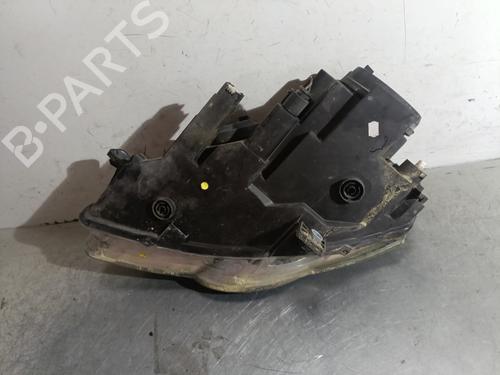 Right headlight VW PASSAT B6 (3C2) 2.0 TDI 16V | BP29330805C29