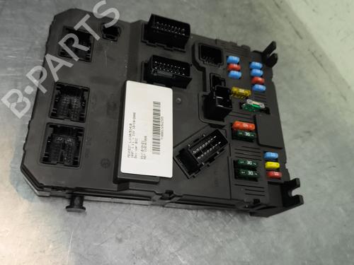 Used Fuse box PEUGEOT 1007 (KM_) 1.6 16V (109 hp) 30829928