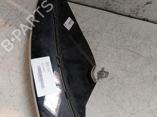 Used Right daytime light Right daytime light RENAULT MEGANE IV Hatchback (B9A/M/N_) 1.5 dCi 110 (B9A3) (110 hp) 27213622 27213622