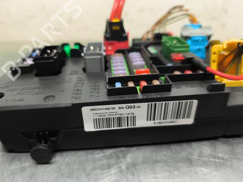 Used Fuse box CITROËN C4 II (NC_) 1.6 HDi 115 (114 hp) 30553391