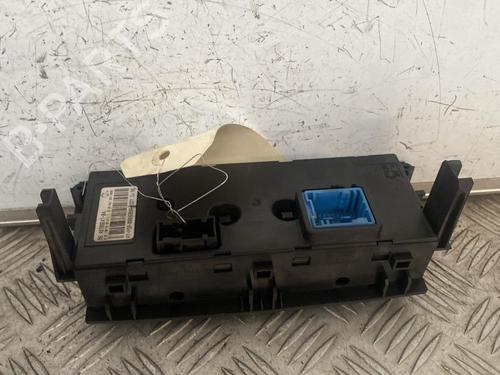 Used Climate control Climate control 21722527 21722527