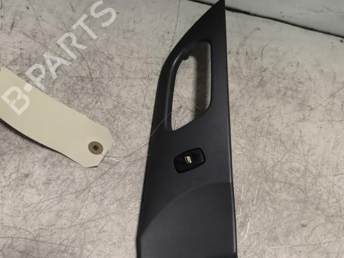 Used Right front window switch PEUGEOT 407 (6D_) 2.0 HDi 135 (6DRHRH, 6DRHRE, 6DRHRG, 6DRHRJ) (136 hp) 25624809