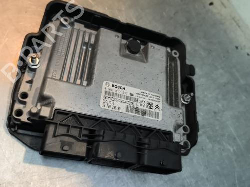 Used Engine control unit (ECU) Engine control unit (ECU) CITROËN C3 II (SC_) 1.4 HDi 70 (SC8HZC, SC8HR0, SC8HP4) (68 hp) 33992168 33992168