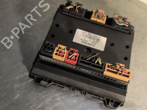 fuse-box-vw-fox-hatchback-5z1-5z3-5z4-2003-2004-2005-2006-2007-2008-2009-2010-2011-2012-2013-2014-2015-32993660 main image