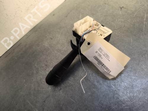 Used Steering column stalk RENAULT CAPTUR I (J5_, H5_) 1.3 TCe 130 (J5NJ, J5NE) (131 hp) 30356823