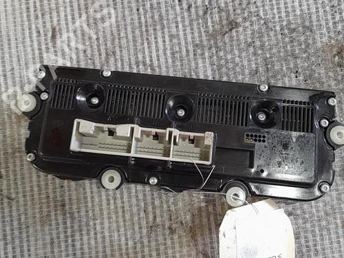 Used Climate control Climate control VW GOLF V (1K1) 2.0 TDI 16V (140 hp) 22033895 22033895