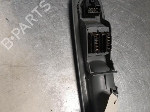 Used Left front window switch Left front window switch RENAULT TWINGO I (C06_) 1.2 16V (C060) (60 hp) 28165137 28165137