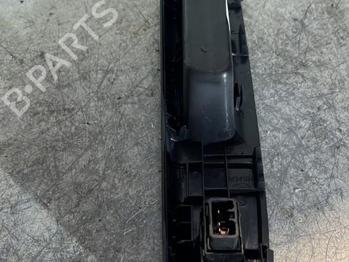 Used Right front window switch Right front window switch HYUNDAI GETZ (TB) 1.5 CRDi (82 hp) 21838309 21838309