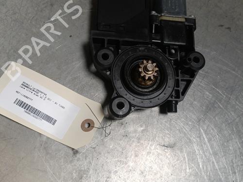 Used Front right window mechanism RENAULT MEGANE III Hatchback (BZ0/1_, B3_) 1.5 dCi (BZ09, BZ0D, BZ1W, BZ29, BZ14) (110 hp) 28078455