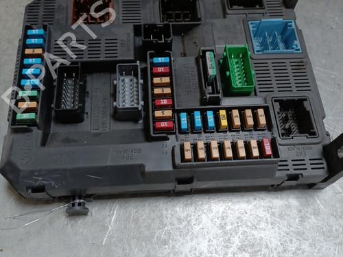 Fuse box PEUGEOT 208 I (CA_, CC_) 1.2 VTI 82 | BP28165075E1 