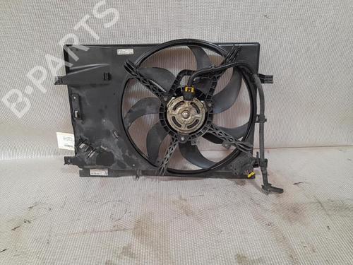 Used Radiator fan Radiator fan FIAT GRANDE PUNTO (199_) 1.2 (65 hp) 21718741 21718741
