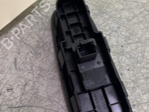 Used Right front window switch Right front window switch CITROËN C4 Picasso I MPV (UD_) 1.6 HDi (109 hp) 25336034 25336034