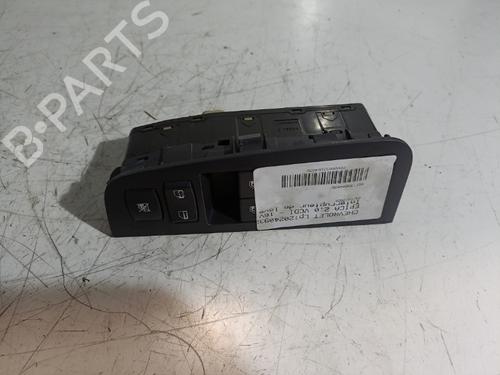 Used Left front window switch CHEVROLET EPICA (KL1_) 2.0 D (150 hp) 21717386