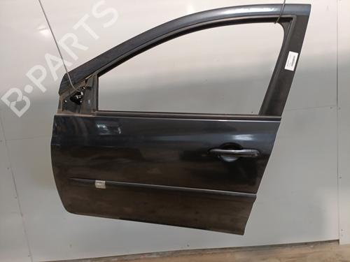 Used Left front door RENAULT CLIO III (BR0/1, CR0/1) 1.2 16V (BR02, BR0J, BR11, CR02, CR0J, CR11) (75 hp) 28166062