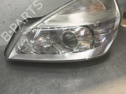 Phare gauche RENAULT ESPACE IV (JK0/1_) 2.0 dCi (JK03, JK04, JK1C, JK1G, JK1J, JK1K) (173 hp) 32995876
