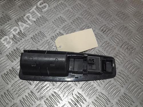 Used Left front window switch Left front window switch VW POLO IV (9N_, 9A_) 1.4 TDI (75 hp) 22033111 22033111