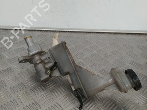 Used Brake master cylinder RENAULT KOLEOS I (HY_) 2.0 dCi 4x4 (HY0K) (150 hp) 21711876
