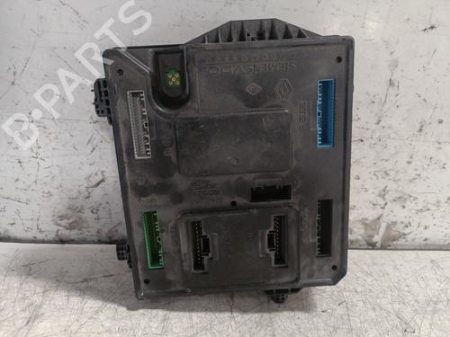 fuse-box-renault-megane-iii-hatchback-bz01_-b3_-2008-28165100 main image