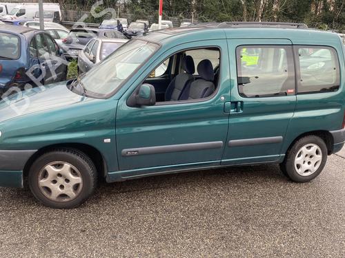 Right front door CITROËN BERLINGO / BERLINGO FIRST MPV (MF_, GJK_, GFK_) 2.0 HDI 90 (MFRHY) | BP21707461C3